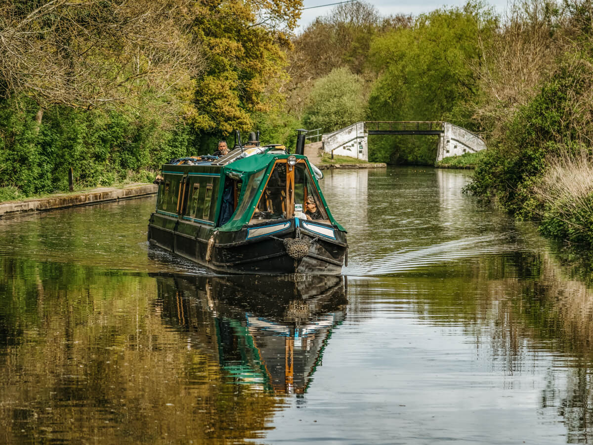 Narrowboat on the River Colne