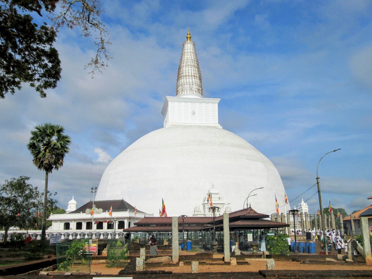 Anuradhapura Ruwanwelisaya