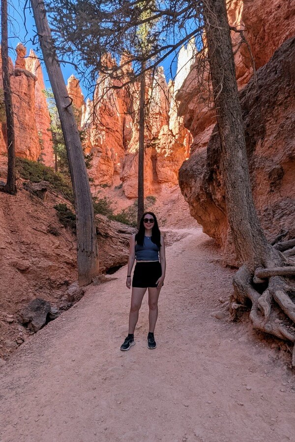 Lauren Pears hiking in Bryce Canyon