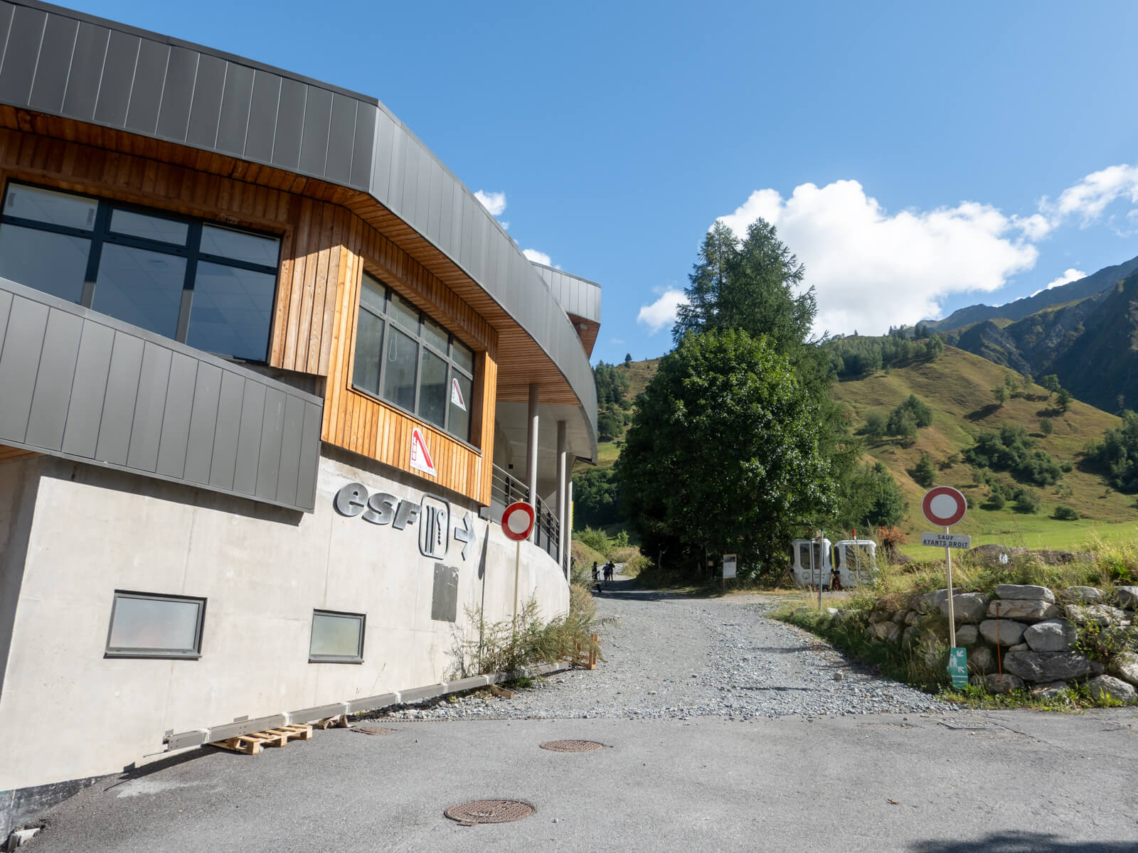 Charamillon lift station in Le Tour